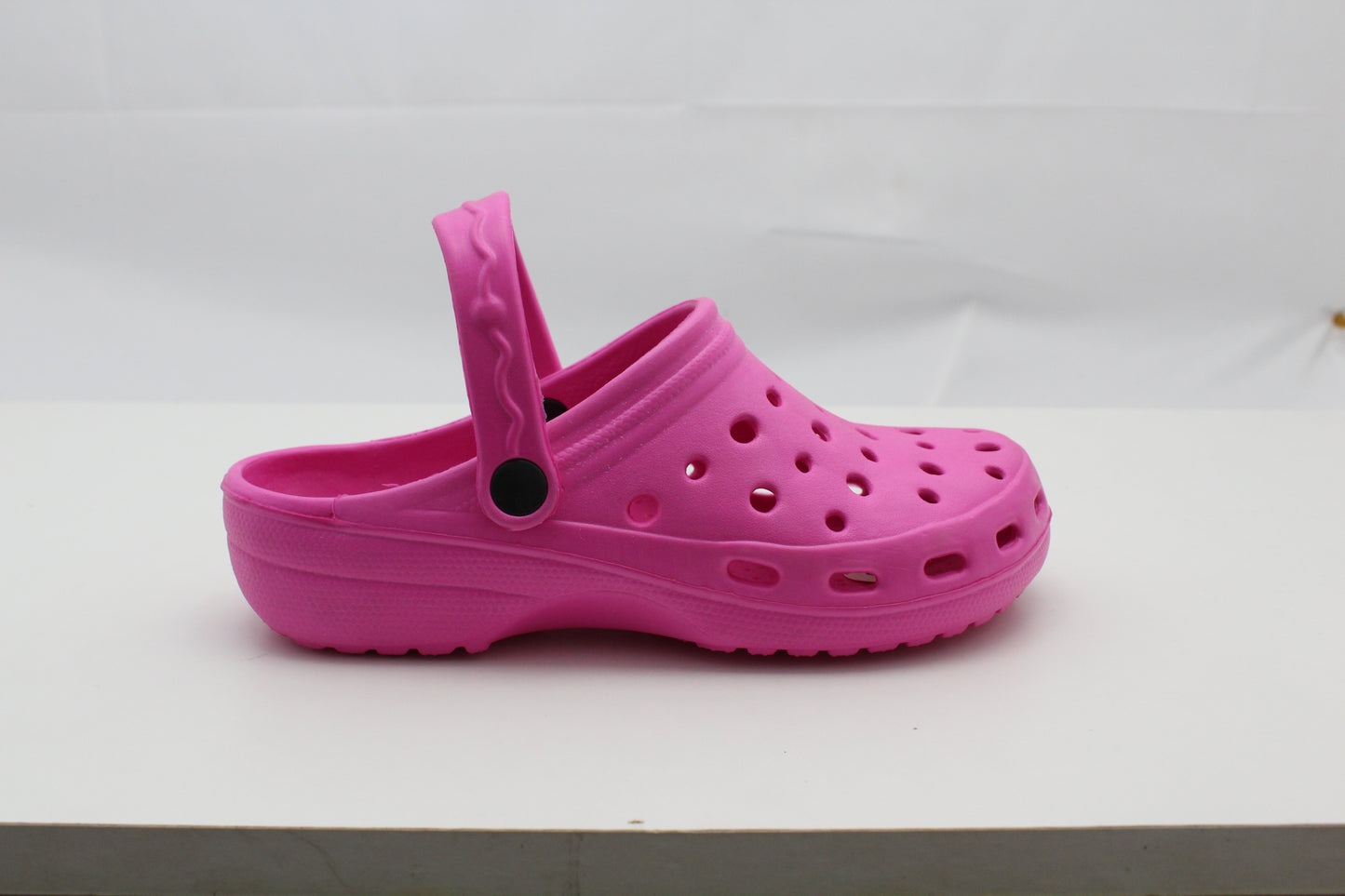 Womens Clogs Lightweight Fuchsia Pink EVA Breathable Beach Summer Sandals Ladies Garden Hospital Shower Pool Shoes