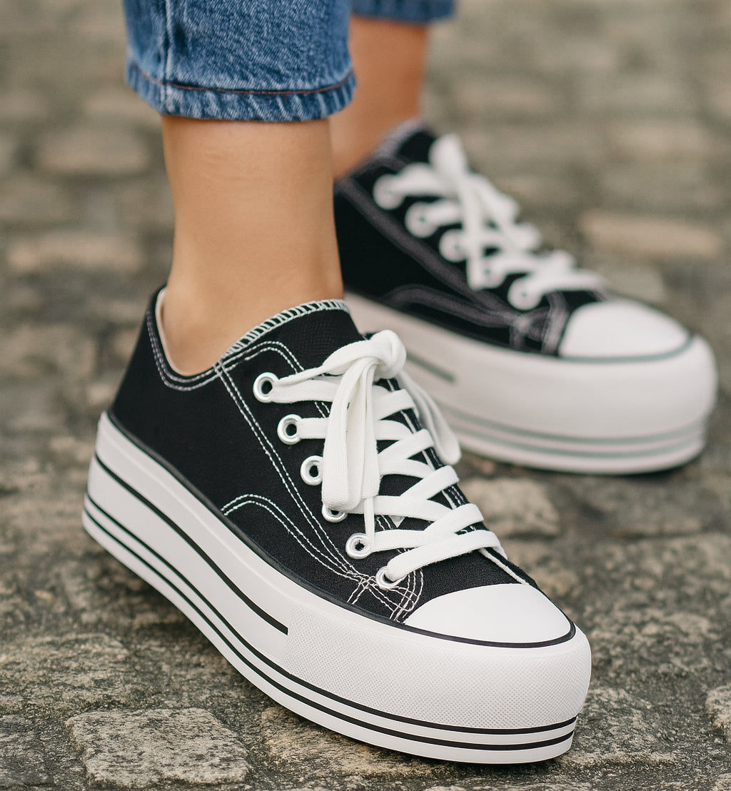 Womens Trainers