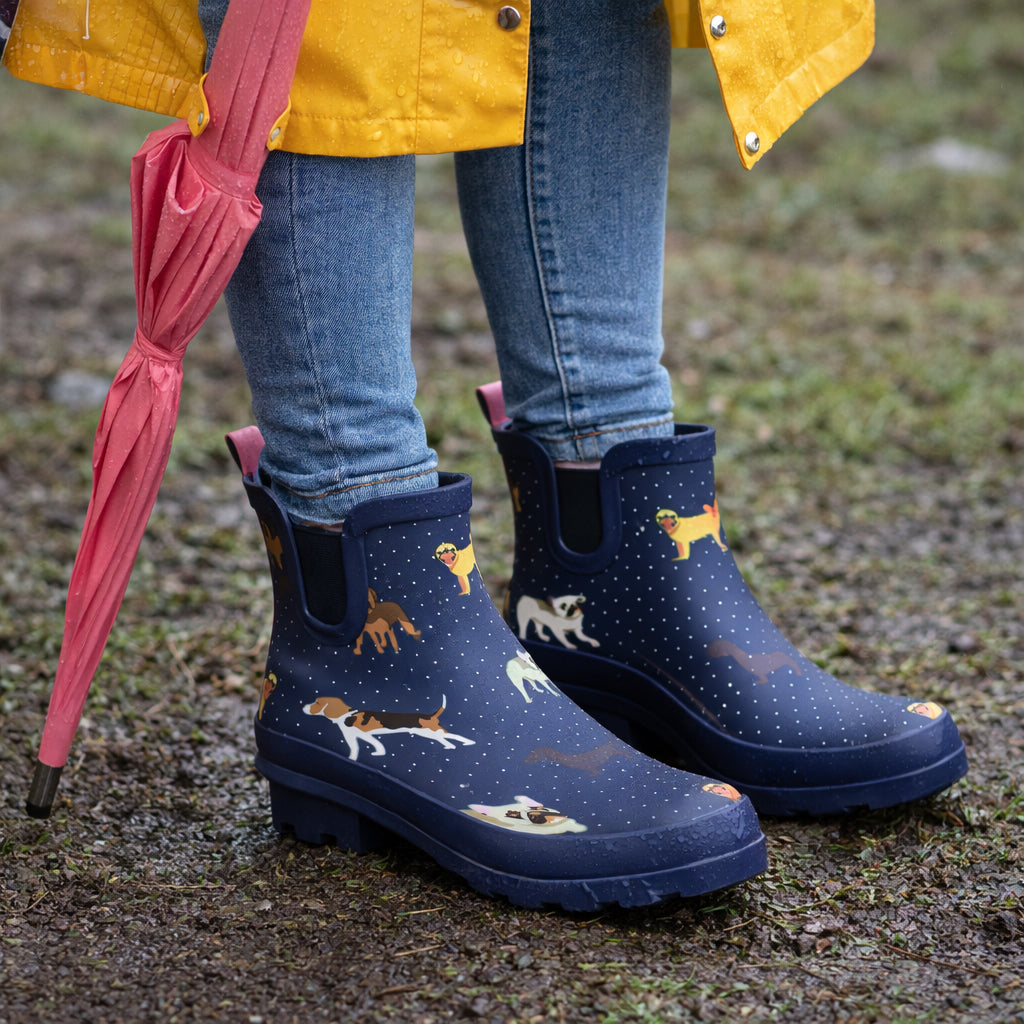 Womens Waterproof Ankle Boots Wellingtons Ladies Slip On Short Chelsea Rain Boots Festival Gardening Wellie Boots