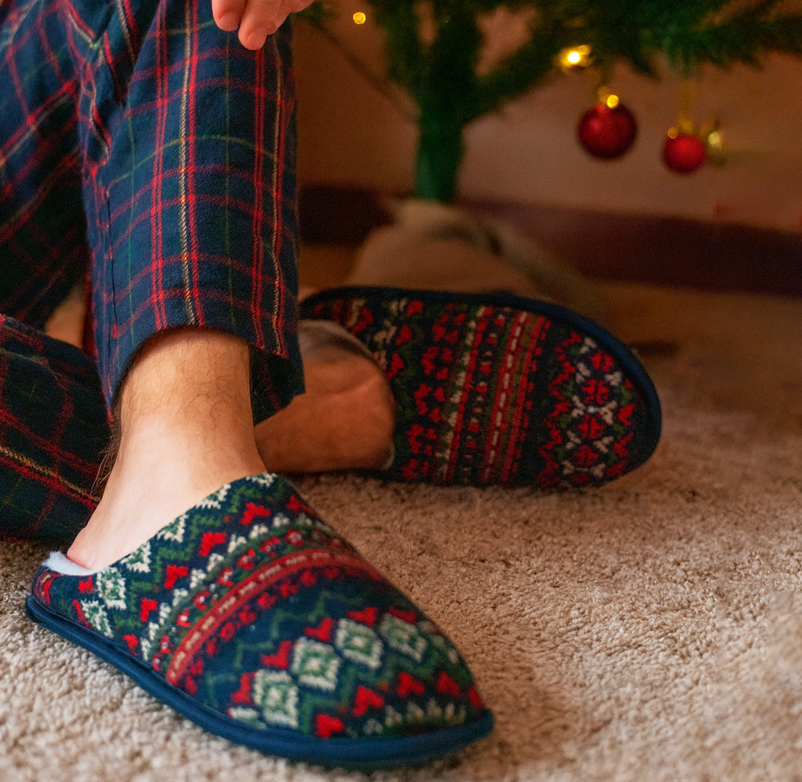 Mens Winter Slippers Faux Fur Lined Backless Mules Knitted Fair Isle Lightweight Slip On Indoor House Shoes
