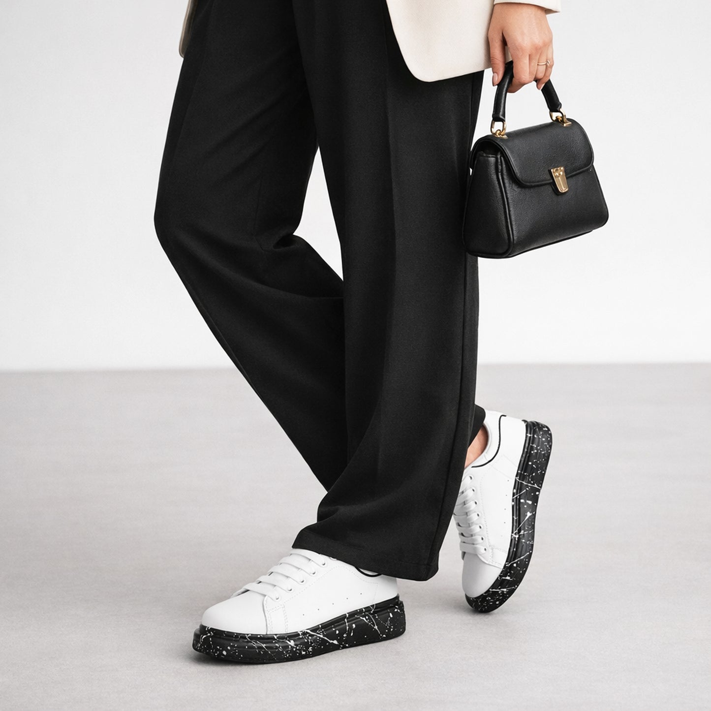 Womens Platform Trainers Ladies Lace Up Chunky Sole Casual Low Top Fashion Sneakers White Black