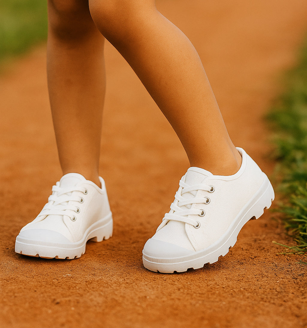 Girls Kids Canvas Lace Up Sneakers Pumps Back to School PE Gym Sports Trainers