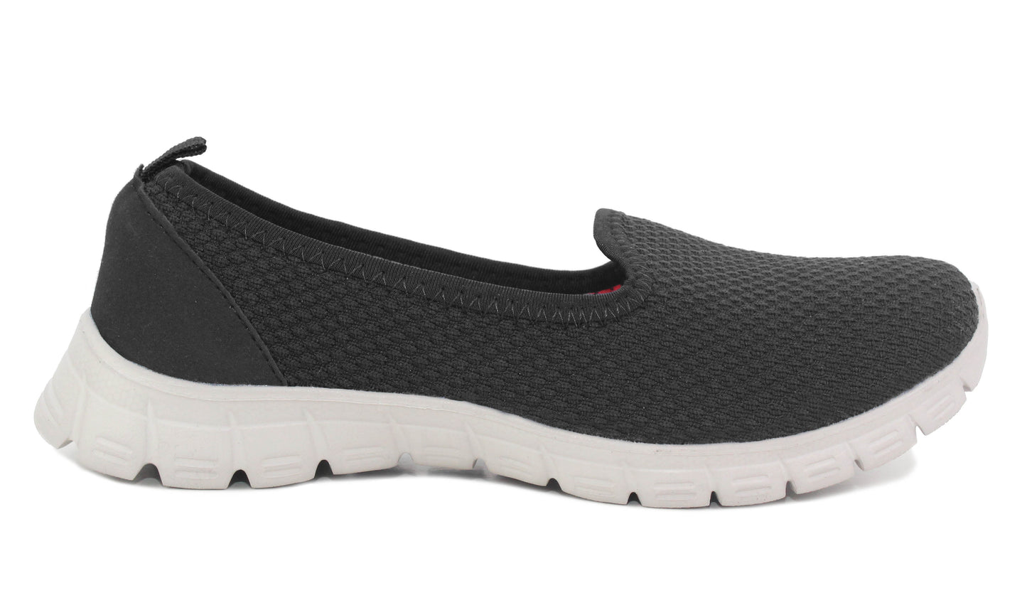 B775503 Womens Lightweight Slip On Trainers in Black