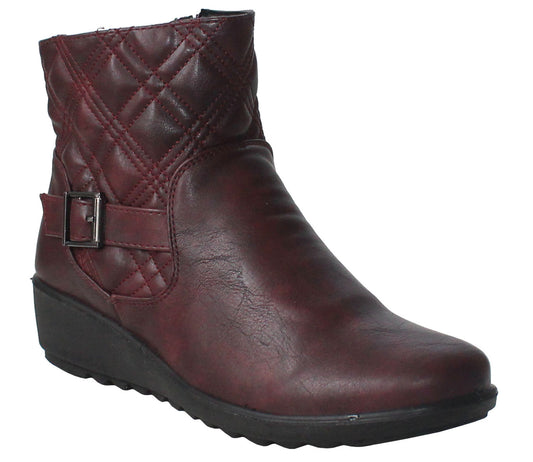 QUEENIE Womens Quilted PU Ankle Boots in Burgundy